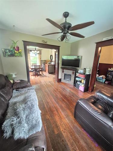 91157 97N Road, Minnedosa, MB - Indoor