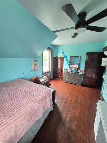 91157 97N Road, Minnedosa, MB - Indoor Photo Showing Bedroom