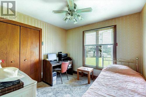 19 County Rd 2, Otonabee-South Monaghan, ON - Indoor Photo Showing Bedroom