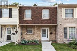 42 - 580 EYER DRIVE Pickering, ON L1W 3B7