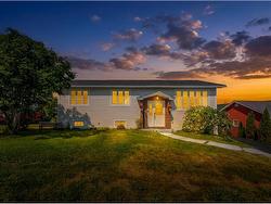 7 Leslie Street  Carbonear, NL A1Y 1A6