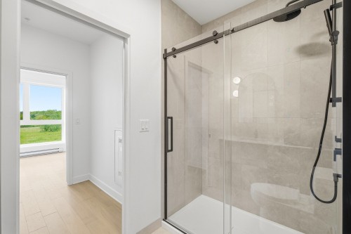Bathroom - 310-200 Av. Louis-Lévesque, Otterburn Park, QC - Indoor Photo Showing Bathroom