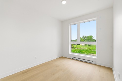 Bedroom - 310-200 Av. Louis-Lévesque, Otterburn Park, QC - Indoor Photo Showing Other Room