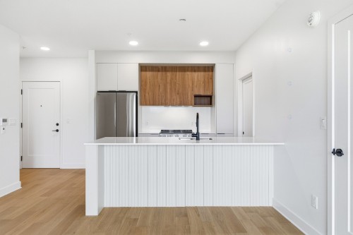 Kitchen - 310-200 Av. Louis-Lévesque, Otterburn Park, QC - Indoor Photo Showing Other Room