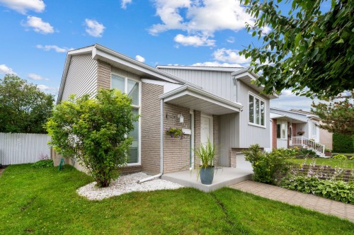 680 Rue Sarto  Laval (Fabreville), QC H7R 9Z7