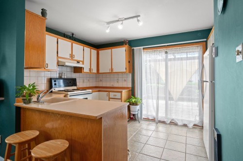 Cuisine - 680 Rue Sarto, Laval (Fabreville), QC - Indoor Photo Showing Kitchen
