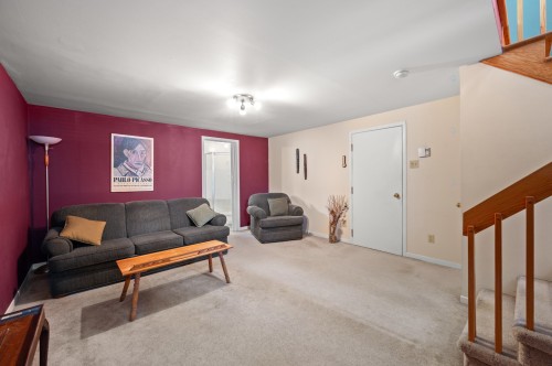 Salle familiale - 680 Rue Sarto, Laval (Fabreville), QC - Indoor Photo Showing Other Room