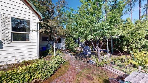 6312 Balsam Road, Wasa, BC - Outdoor