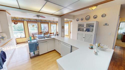 6312 Balsam Road, Wasa, BC - Indoor Photo Showing Kitchen With Double Sink