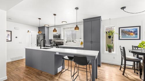 2113 14Th  S Street, Cranbrook, BC - Indoor