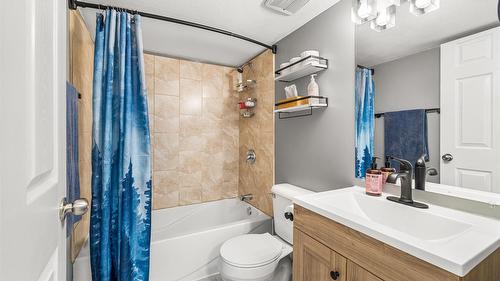 2113 14Th  S Street, Cranbrook, BC - Indoor Photo Showing Bathroom