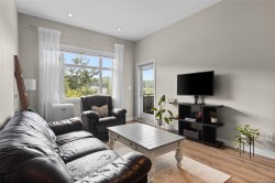 #417-2655 Sooke Rd Langford, BC V9B 1Y3
