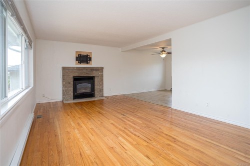 607 Fifth St, Nanaimo, BC 