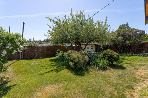 607 Fifth St, Nanaimo, BC 