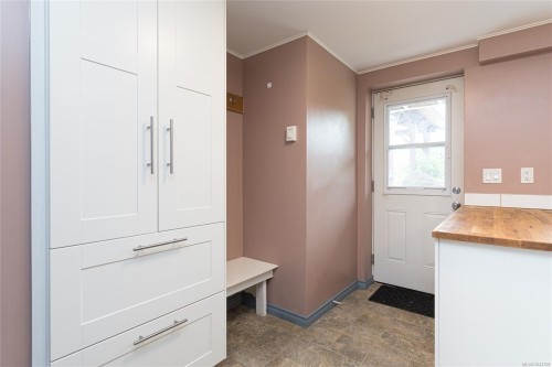 607 Fifth St, Nanaimo, BC 