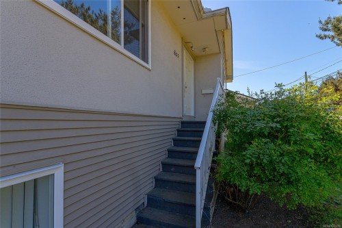 607 Fifth St, Nanaimo, BC 