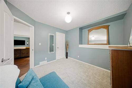 107 Paul Martin Dr, Winnipeg, MB - Indoor