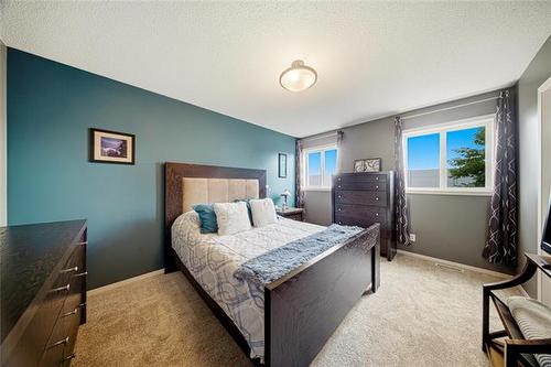 107 Paul Martin Dr, Winnipeg, MB - Indoor Photo Showing Bedroom