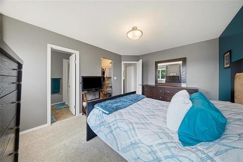 107 Paul Martin Dr, Winnipeg, MB - Indoor Photo Showing Bedroom