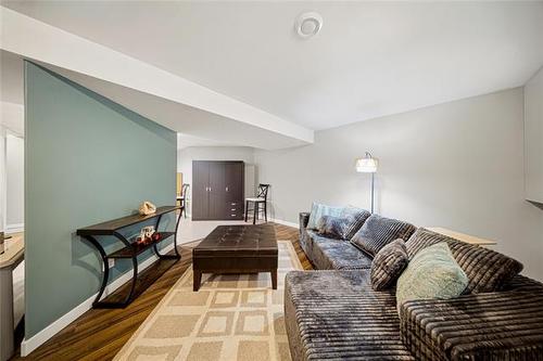 107 Paul Martin Dr, Winnipeg, MB - Indoor Photo Showing Other Room