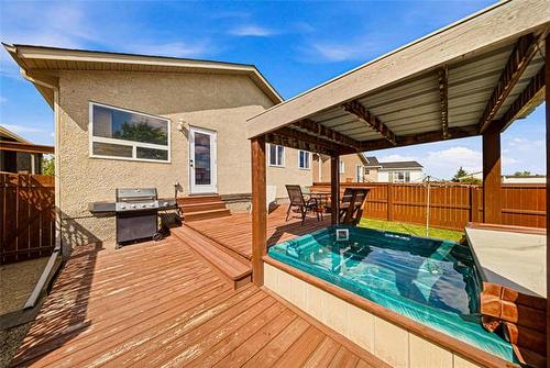 107 Paul Martin Dr, Winnipeg, MB - Outdoor With Deck Patio Veranda With Exterior
