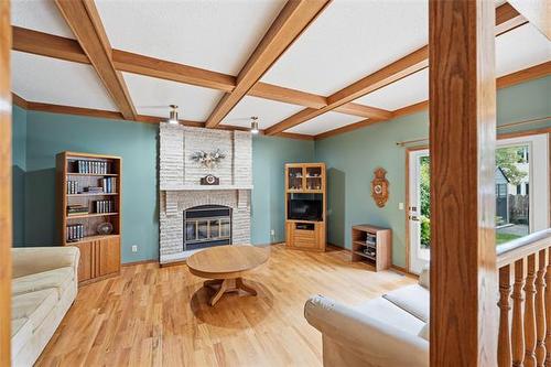 11 Bursill Rd, Winnipeg, MB - Indoor With Fireplace