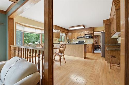 11 Bursill Rd, Winnipeg, MB - Indoor