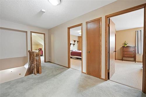 11 Bursill Rd, Winnipeg, MB - Indoor