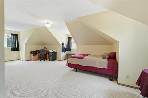 11 Bursill Rd, Winnipeg, MB - Indoor