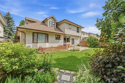 11 Bursill Rd, Winnipeg, MB - Outdoor With Deck Patio Veranda