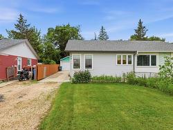 100 Ashworth ST  Winnipeg, MB R2M 4B8