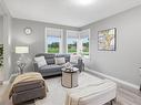 100 Ashworth St, Winnipeg, MB  - Indoor Photo Showing Living Room 