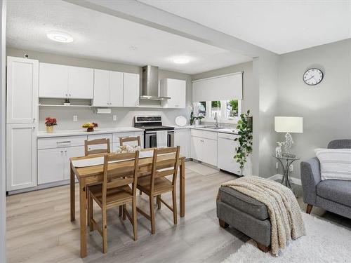 100 Ashworth St, Winnipeg, MB - Indoor