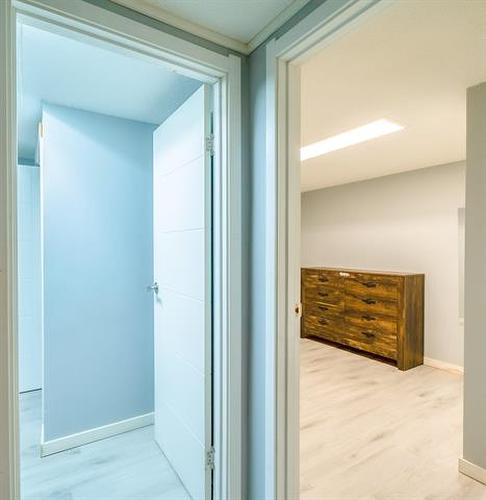 67 Maberley Rd, Winnipeg, MB - Indoor