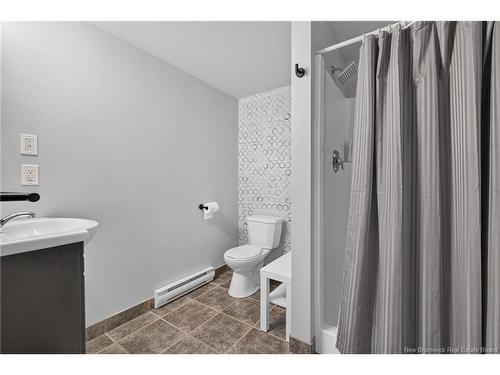 89 Christopher, Moncton, NB 