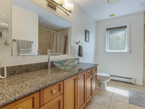 88 Bellbrook Crescent, Dartmouth, NS - Indoor Photo Showing Bathroom