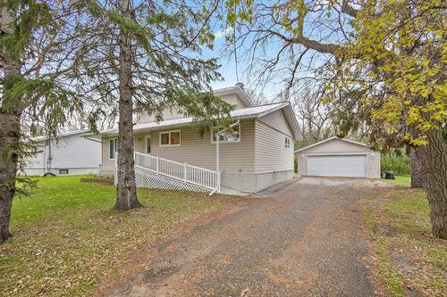 170 Dennis St, Emerson, MB - Outdoor