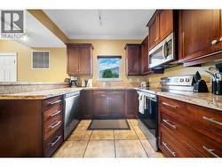 Gourmet Kitchen with a great view from the sink - 