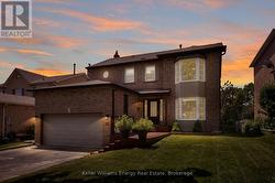 25 FIELDVIEW CRESCENT  Whitby (Blue Grass Meadows), ON L1N 8B5
