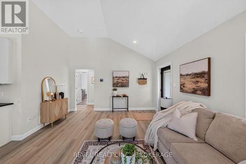 106 Long Point Road, Leeds And The Thousand Islands, ON - Indoor