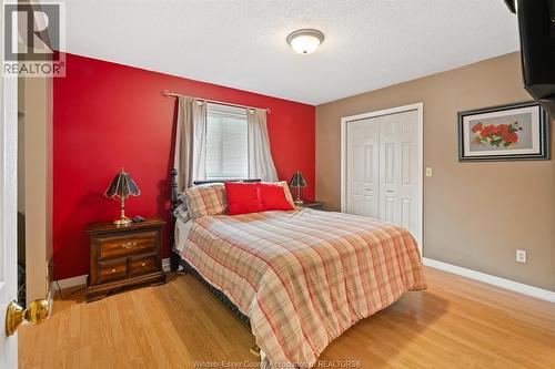 3537 Woodward Boulevard, Windsor, ON - Indoor Photo Showing Bedroom