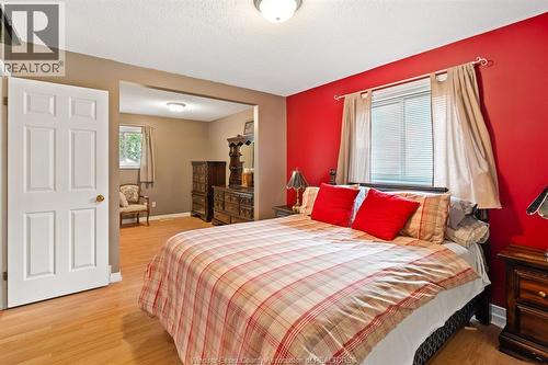 3537 Woodward Boulevard, Windsor, ON - Indoor Photo Showing Bedroom