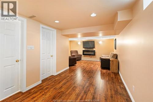 3537 Woodward Boulevard, Windsor, ON - Indoor Photo Showing Other Room