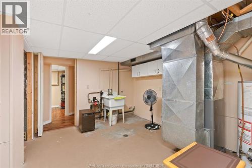 3537 Woodward Boulevard, Windsor, ON - Indoor Photo Showing Basement
