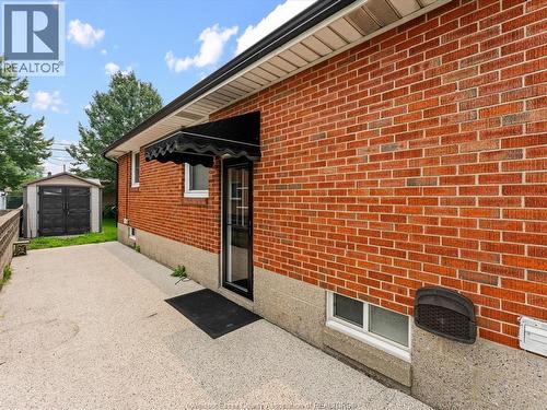 814 Watson Avenue, Windsor, ON - Outdoor With Exterior