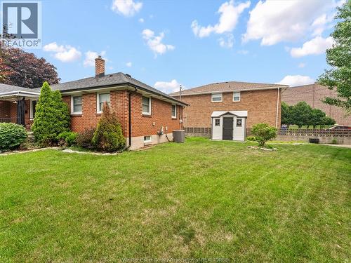 814 Watson Avenue, Windsor, ON - Outdoor