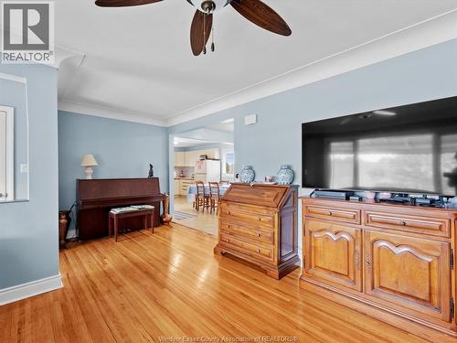 814 Watson Avenue, Windsor, ON - Indoor