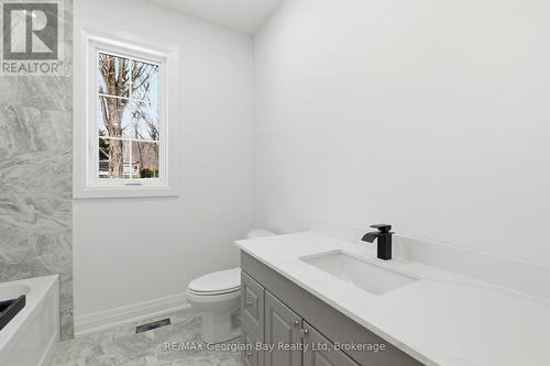 Main Bath - 49 Beaufort Crescent, Tiny, ON - Indoor Photo Showing Bathroom