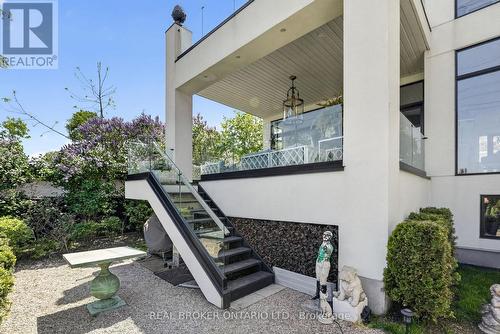 711 Beach Boulevard, Hamilton, ON - Outdoor With Exterior