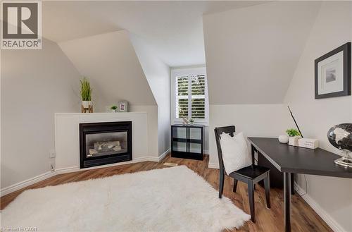 292 Grand Ridge Drive, Cambridge, ON - Indoor Photo Showing Living Room With Fireplace